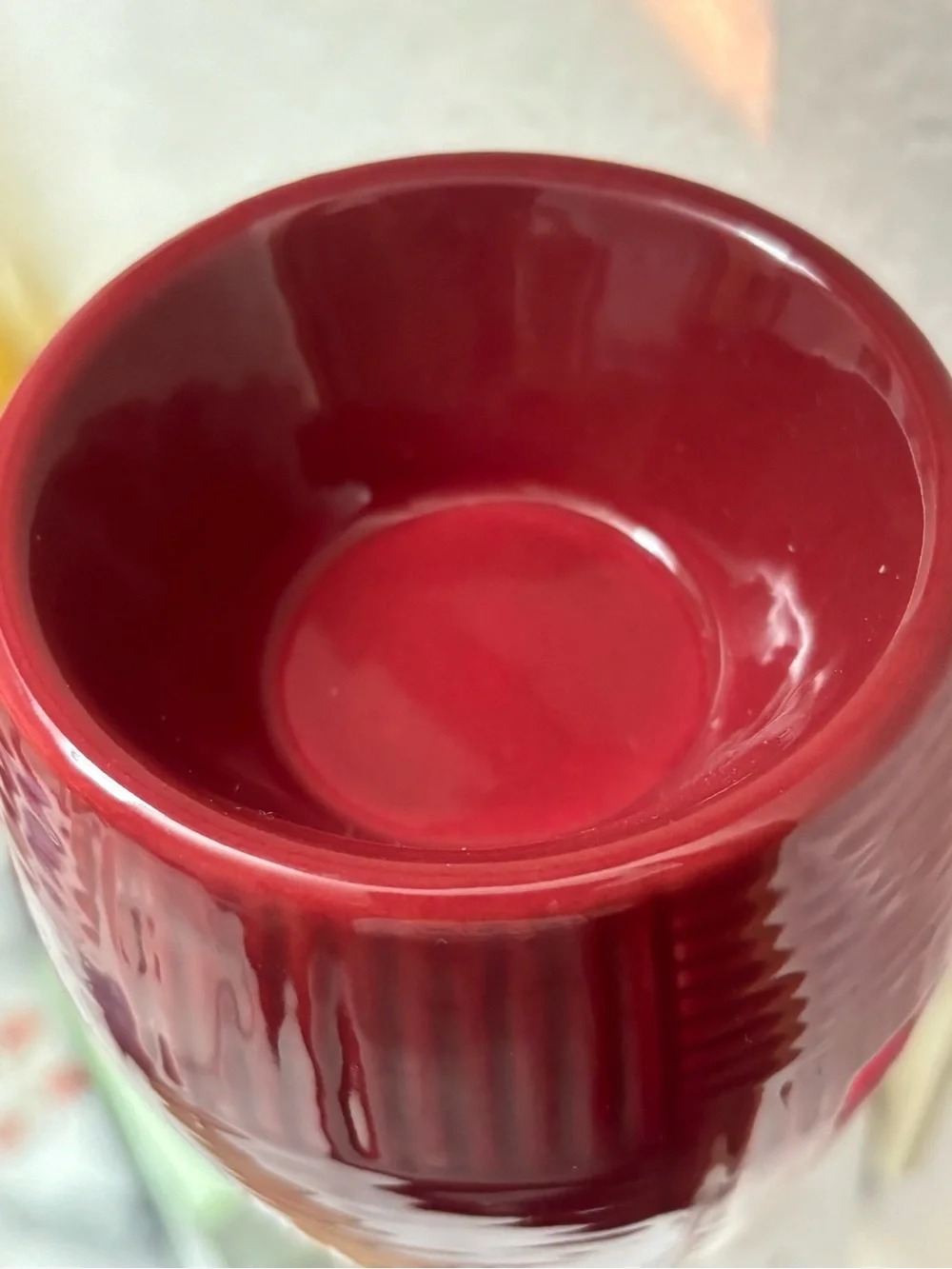 Scentsy Ceramic Plug-In Wax Warmer - Red or Blue